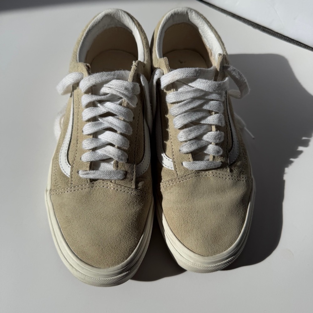 Classic Beige SuedeVans Sneakers with White Details